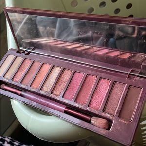 Urban Decay Naked Cherry Eyeshadow Pallet